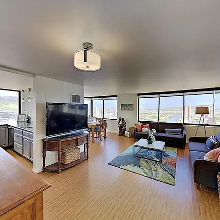 Hawaiian Monarch 203 Condo